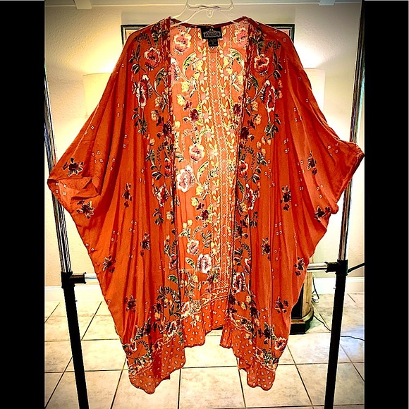 Boho KIMONO in Rust Floral - Picture 10 of 11